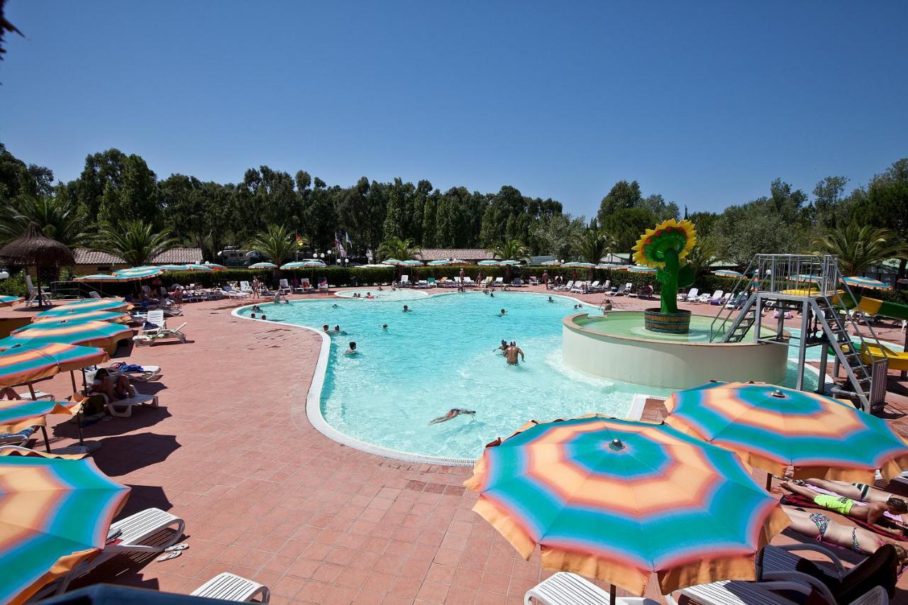 Happy Camp Mobile Homes In Camping Village Free Time Marina Di Bibbona Exterior foto