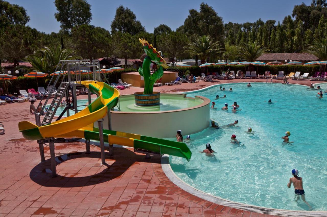 Happy Camp Mobile Homes In Camping Village Free Time Marina Di Bibbona Exterior foto